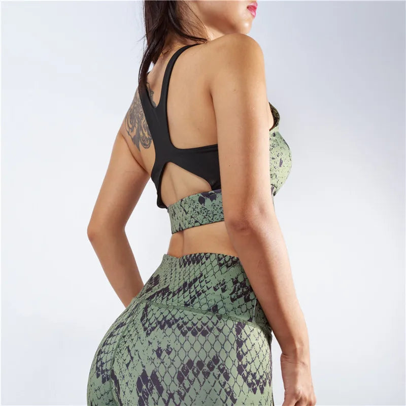 Meqeisss 2021 new Women sportswear fitness snake pattern 2 pieces set stracksuit print casual sleeveless gym clothing slim thin