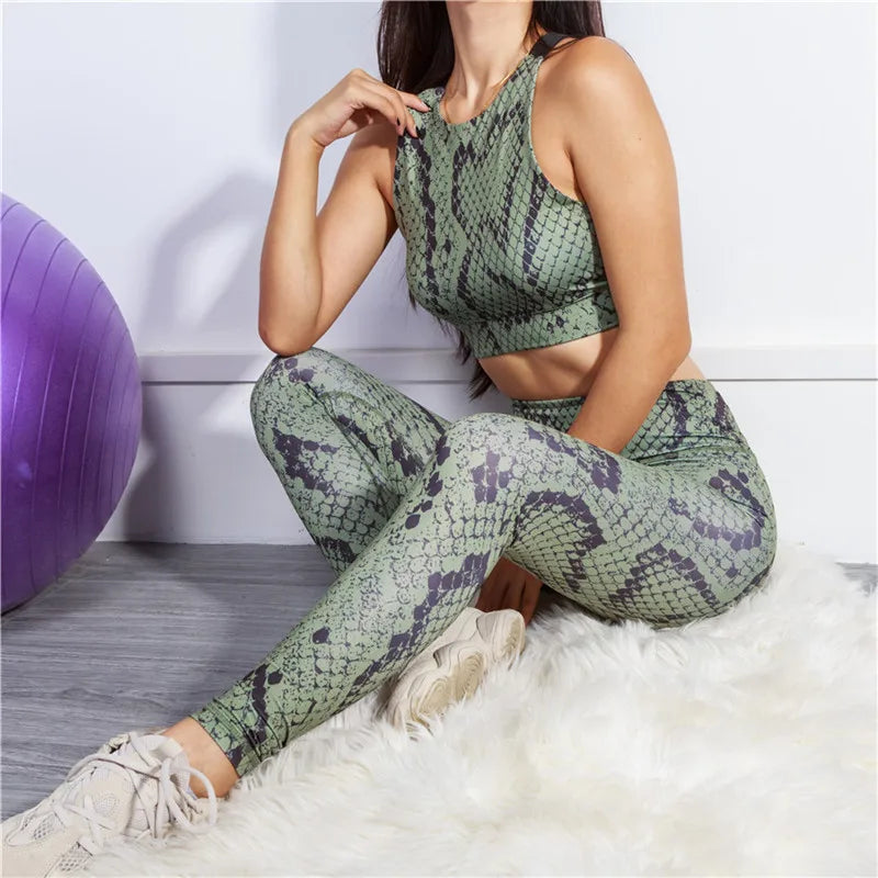 Meqeisss 2021 new Women sportswear fitness snake pattern 2 pieces set stracksuit print casual sleeveless gym clothing slim thin