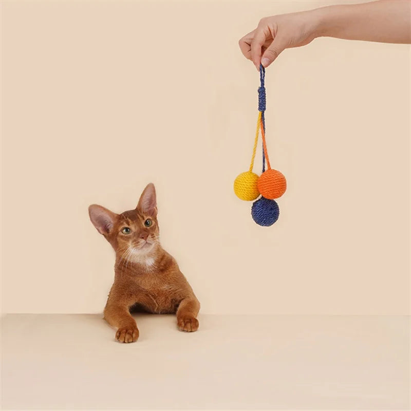 Cat Hanging Sisal Scratching Ball Scratcher Chewable Interactive Rope Toy Cat Ball Rolling