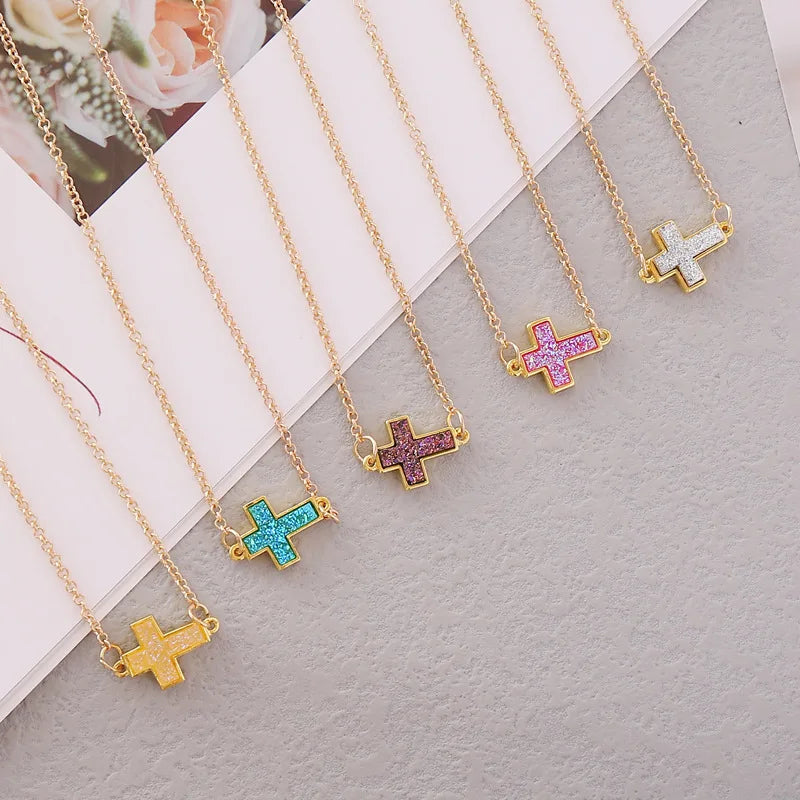 Gothic Pink Cross Necklace Y2K Purple Zircon Punk Pendant Necklace Grunge Heart Cross Necklace for Women Jewelry Accessories