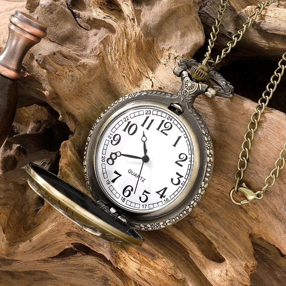 Antique Bronze Night Owl Necklace Quartz Pocket with Chain Necklace Vintage Quartz Pendant Watches Clock Chain Mens Women