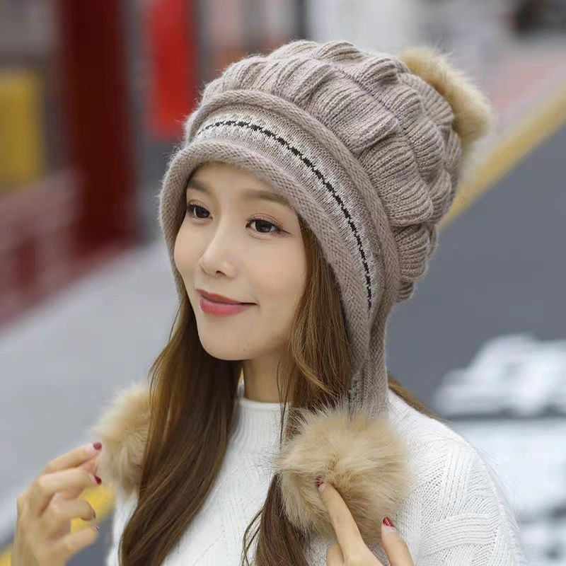 Earmuffs knitted woolcap